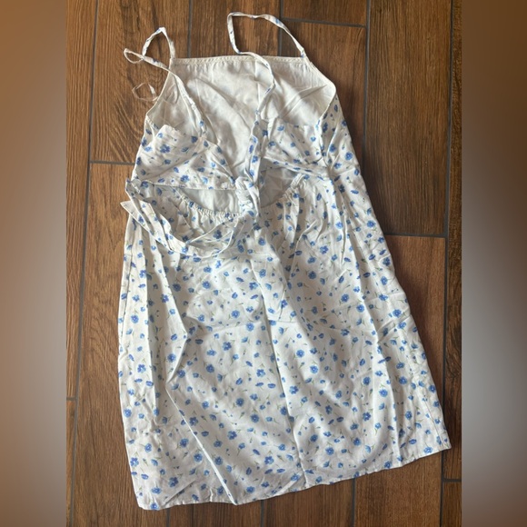 American Eagle Floral Strappy Sundress Size M - Picture 2 of 2
